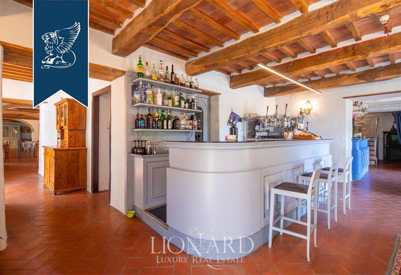 Дом в Сиене, Италия, 2 000 м² - фото 9