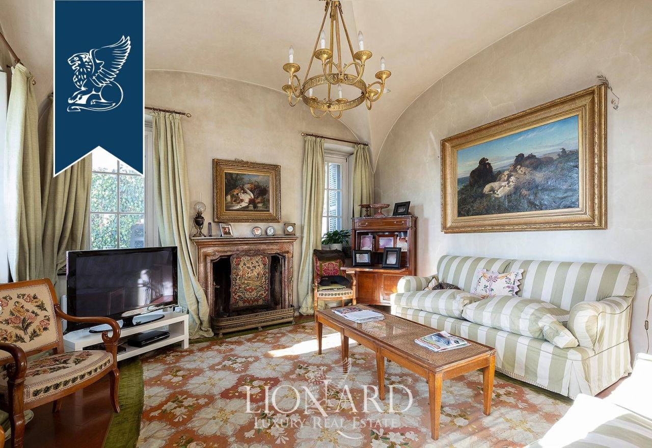 Вилла в Биелле, Италия, 1 800 м² - фото 9