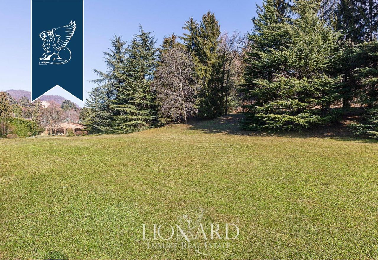 Вилла в Комо, Италия, 6 670 м² - фото 9