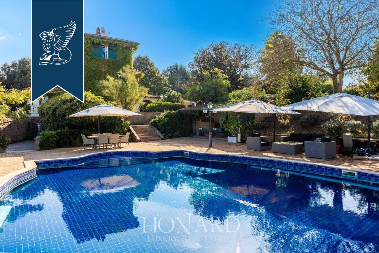 Вилла в Риме, Италия, 840 м² - фото 9