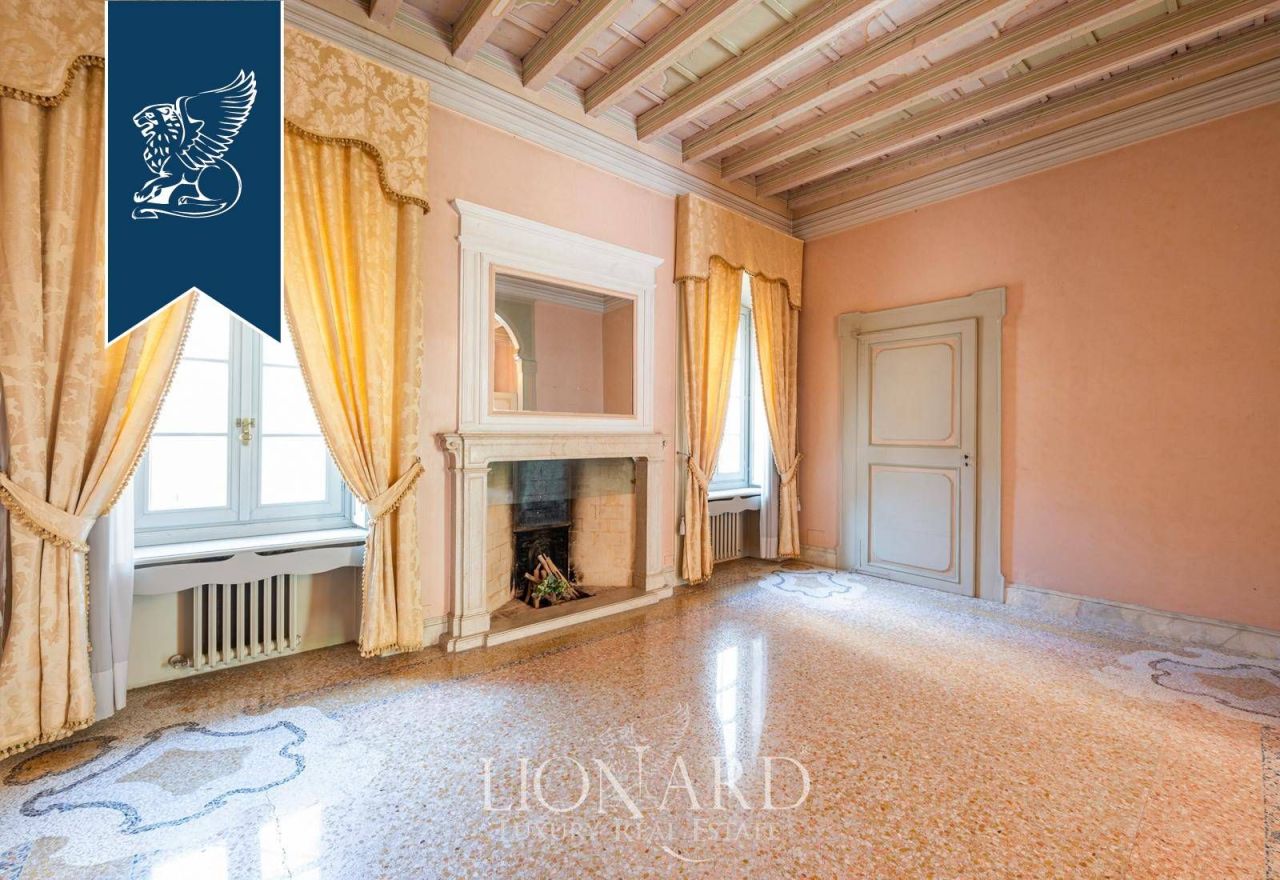 Дом в Брешии, Италия, 1 035 м² - фото 9