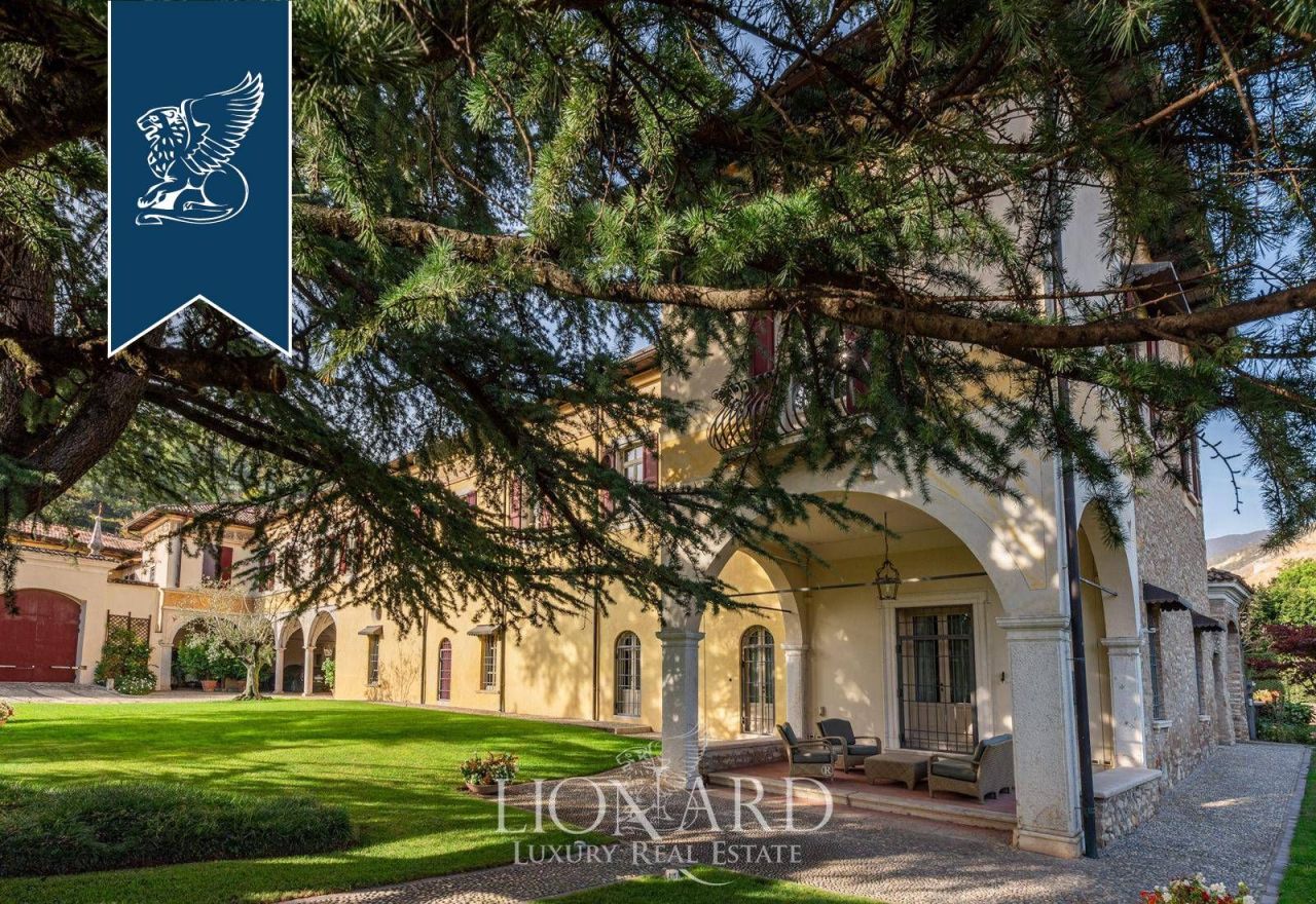 Дом в Брешии, Италия, 1 850 м² - фото 9