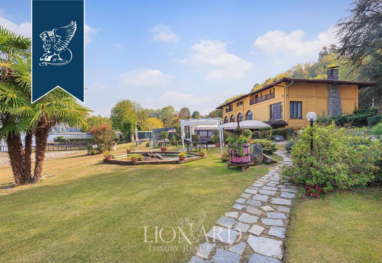 Вилла в Турине, Италия, 1 000 м² - фото 9