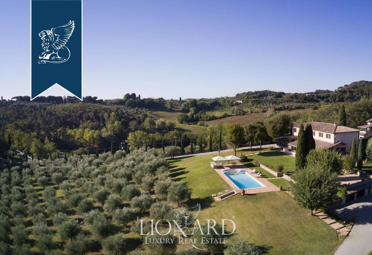 Вилла в Сиене, Италия, 600 м² - фото 9