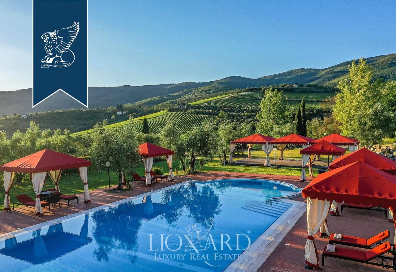 Отель, гостиница в Пистое, Италия, 5 000 м² - фото 10