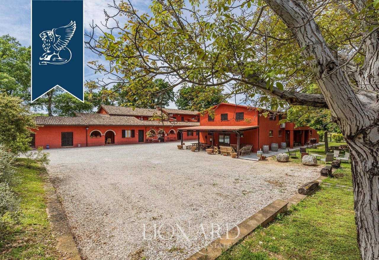 Ферма в Сполето, Италия, 1 064 м² - фото 11