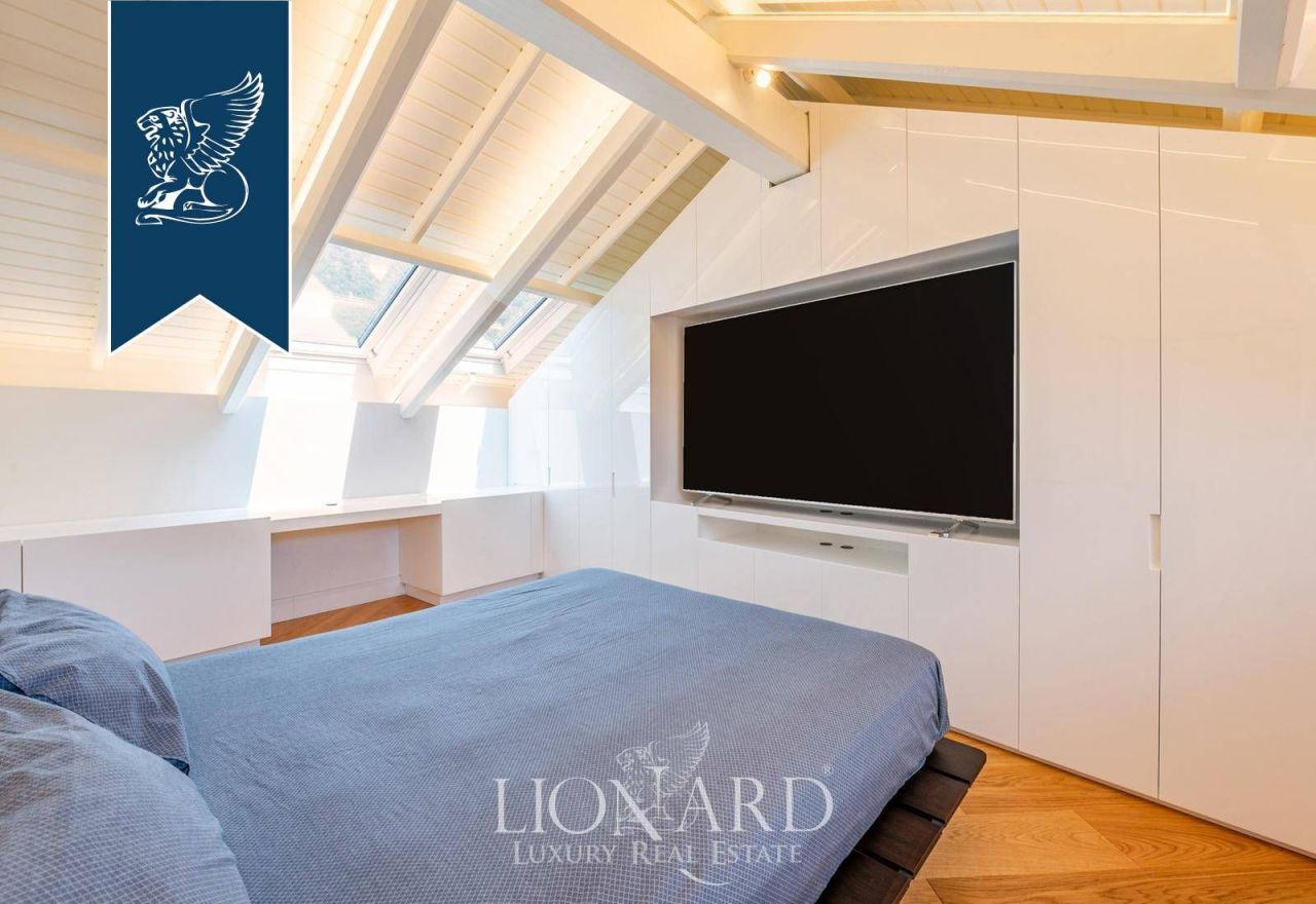 Апартаменты в Комо, Италия, 239 м² - фото 11