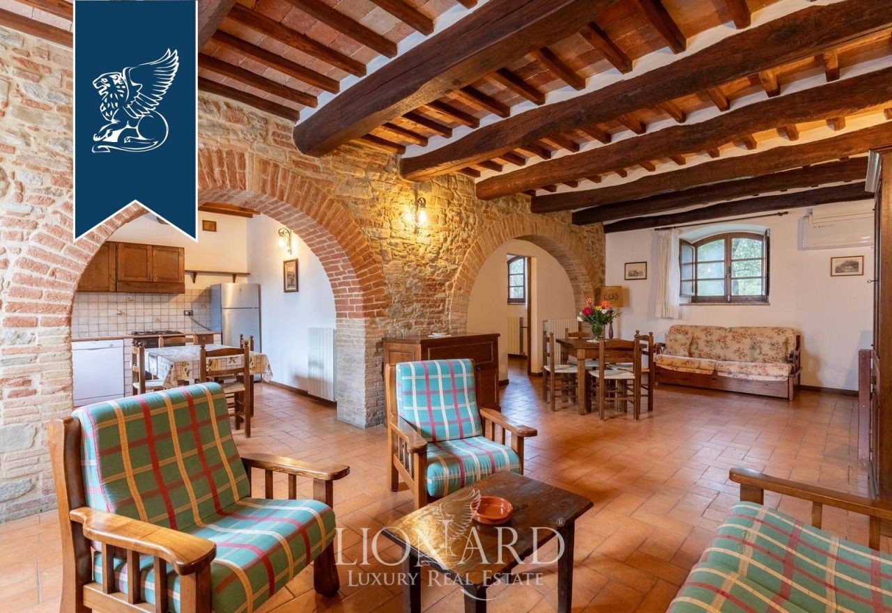 Дом в Туоро-суль-Тразимено, Италия, 2 500 м² - фото 11