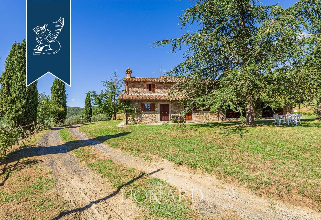 Вилла в Ареццо, Италия, 3 000 м² - фото 11