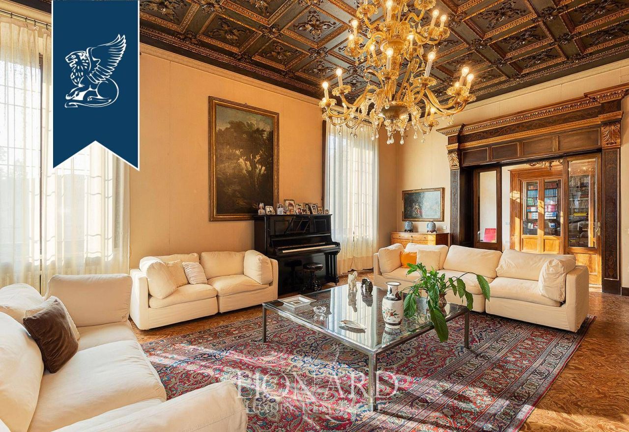 Вилла в Кремоне, Италия, 1 850 м² - фото 11