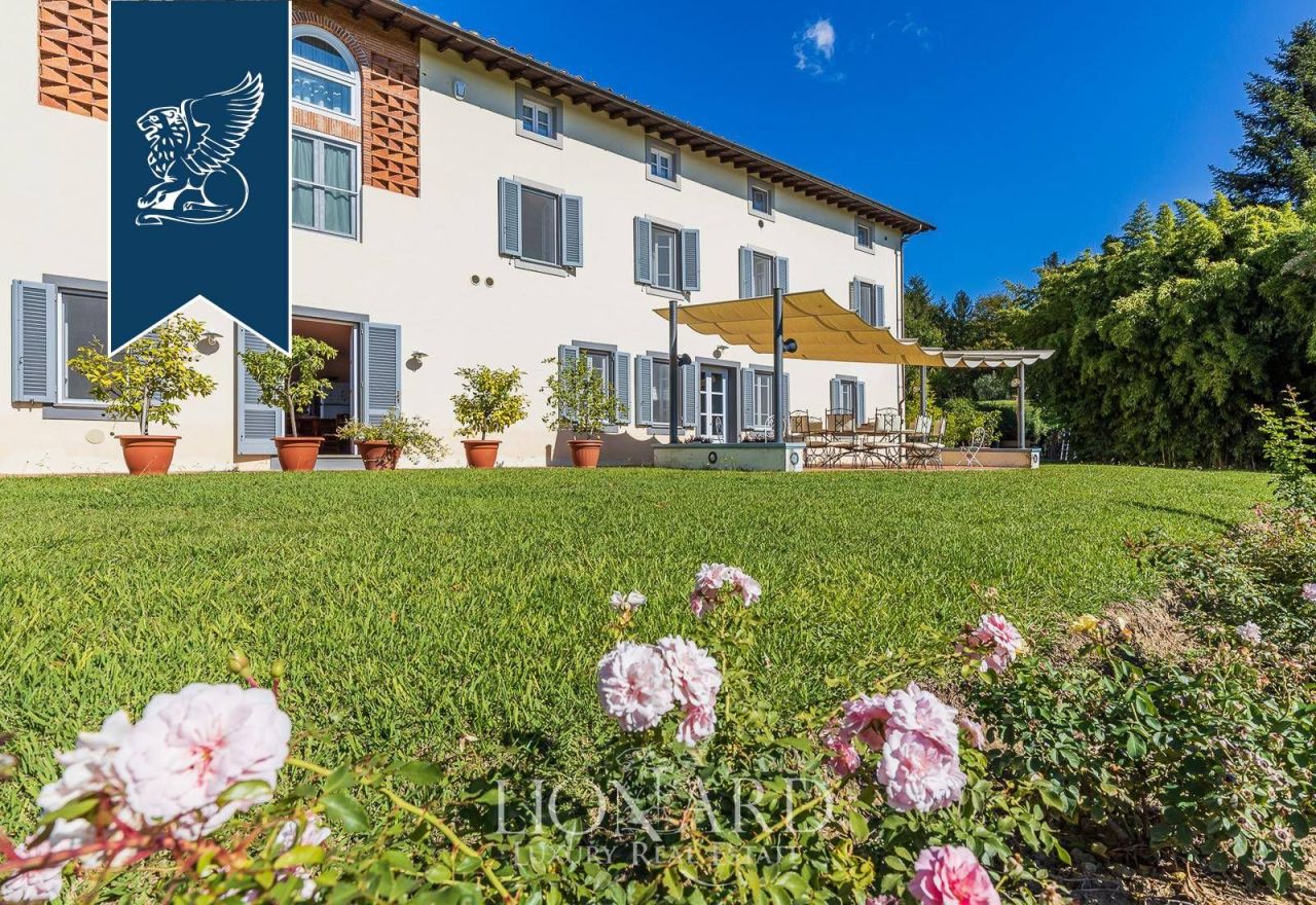 Вилла в Капаннори, Италия, 900 м² - фото 11