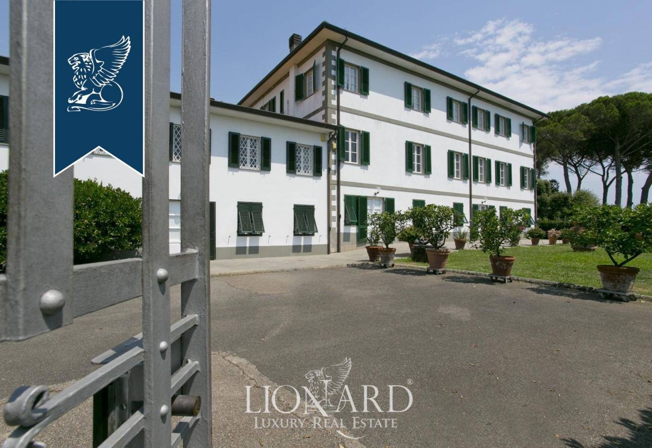 Вилла в Капаннори, Италия, 700 м² - фото 11