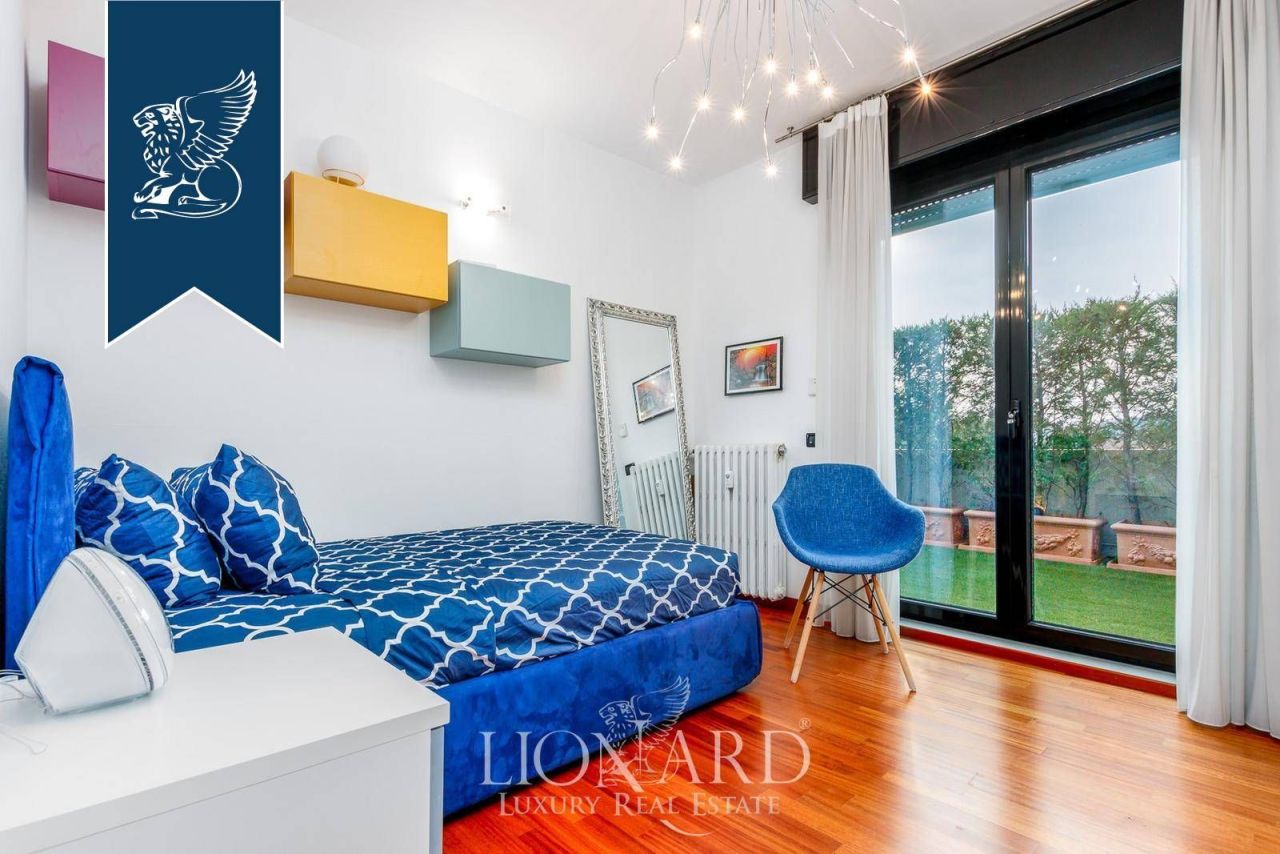 Апартаменты в Бергамо, Италия, 200 м² - фото 11