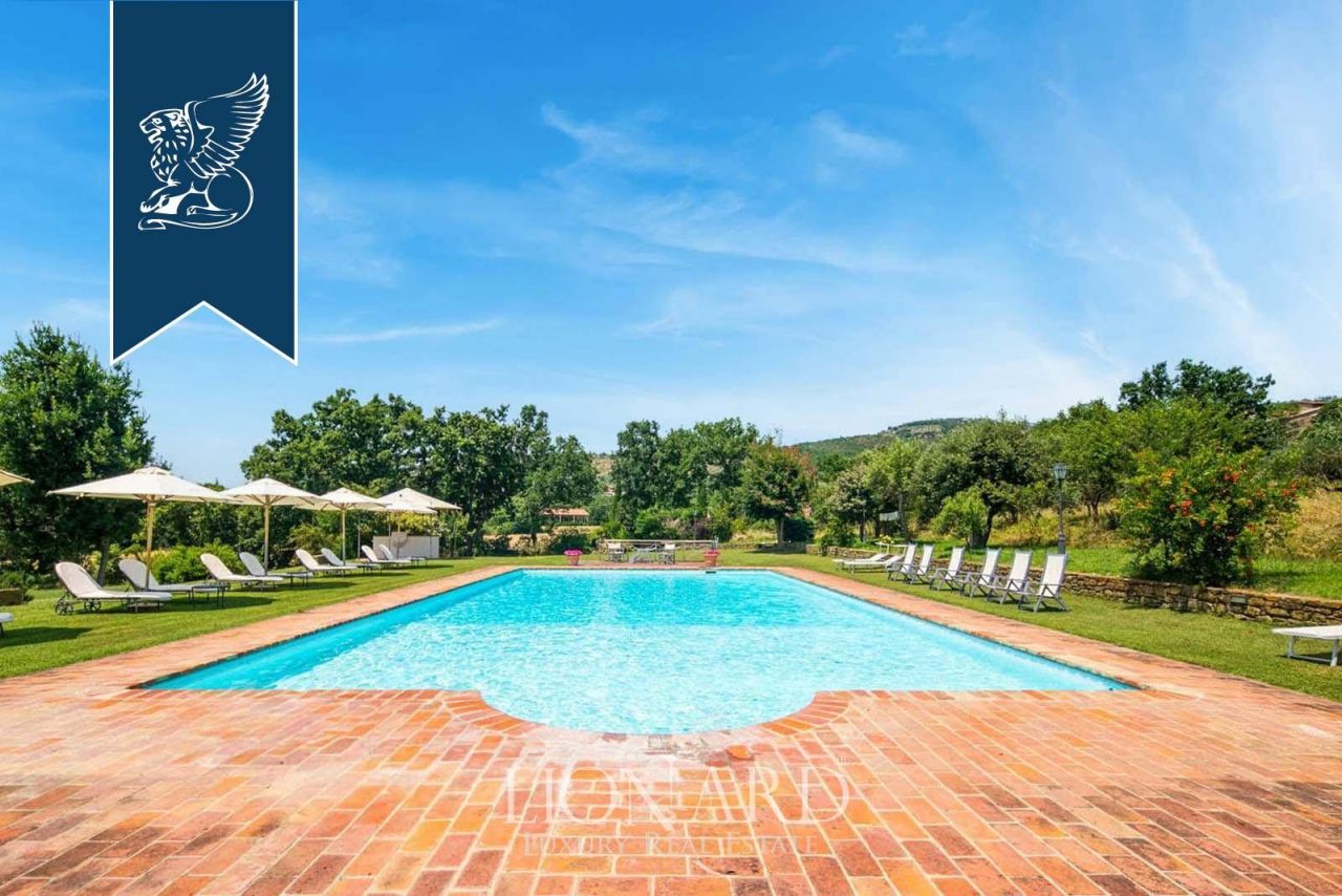 Дом в Кортоне, Италия, 1 232 м² - фото 11