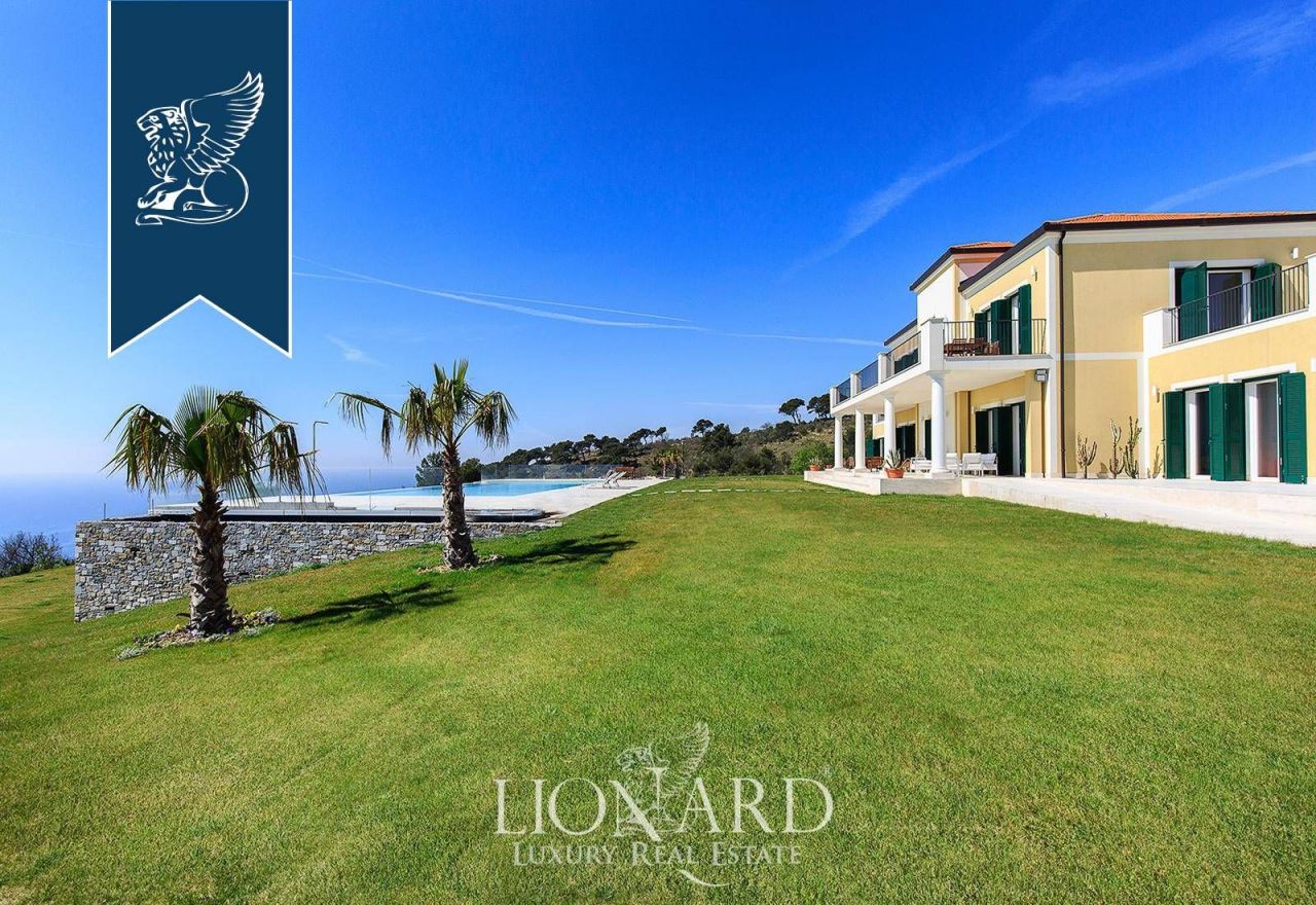 Вилла в Империи, Италия, 800 м² - фото 11