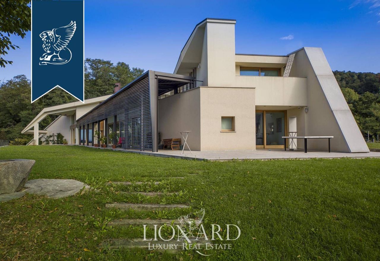 Ферма в Удине, Италия, 900 м² - фото 11