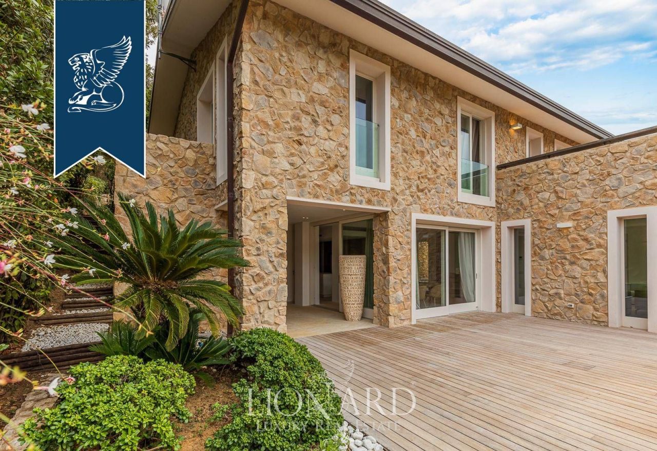 Вилла в Кастильоне-делла-Пеская, Италия, 380 м² - фото 11