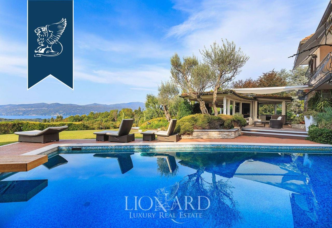 Вилла в Безоццо, Италия, 510 м² - фото 11