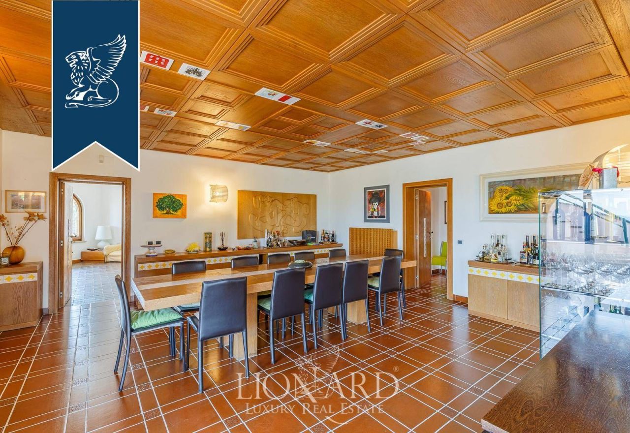 Вилла во Флоренции, Италия, 548 м² - фото 11