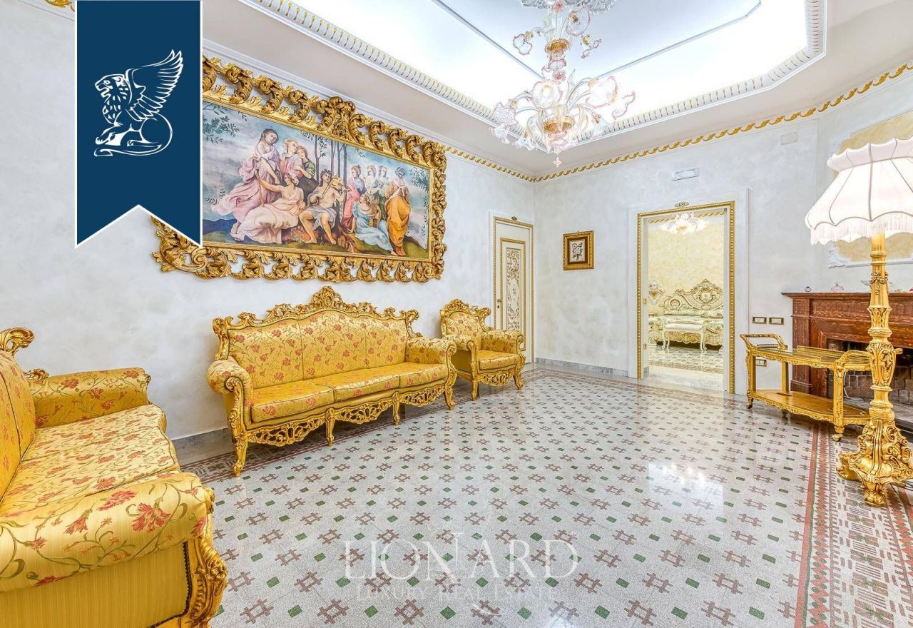 Отель, гостиница в Салерно, Италия, 1 300 м² - фото 11