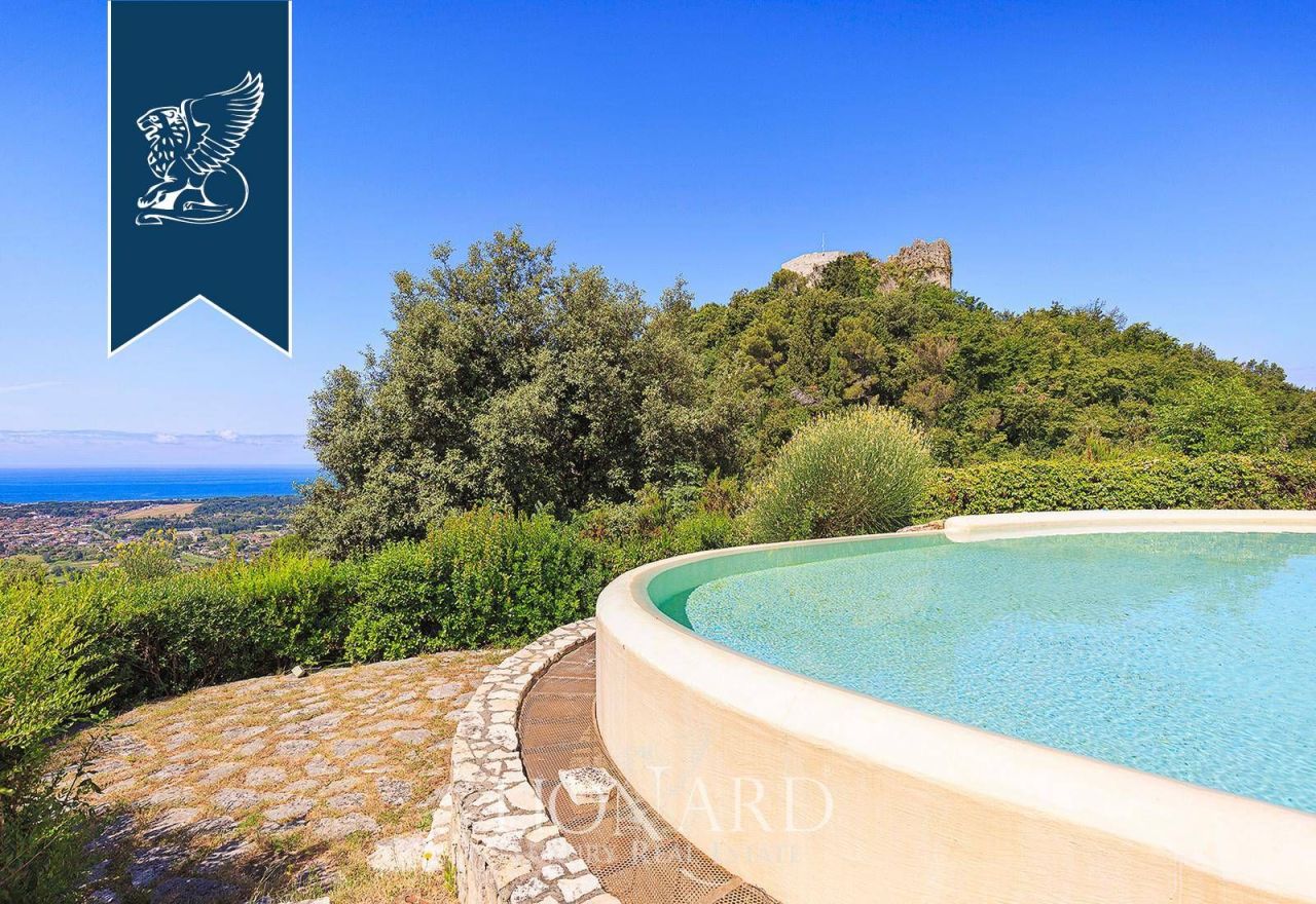 Вилла в Монтиньозо, Италия, 900 м² - фото 11