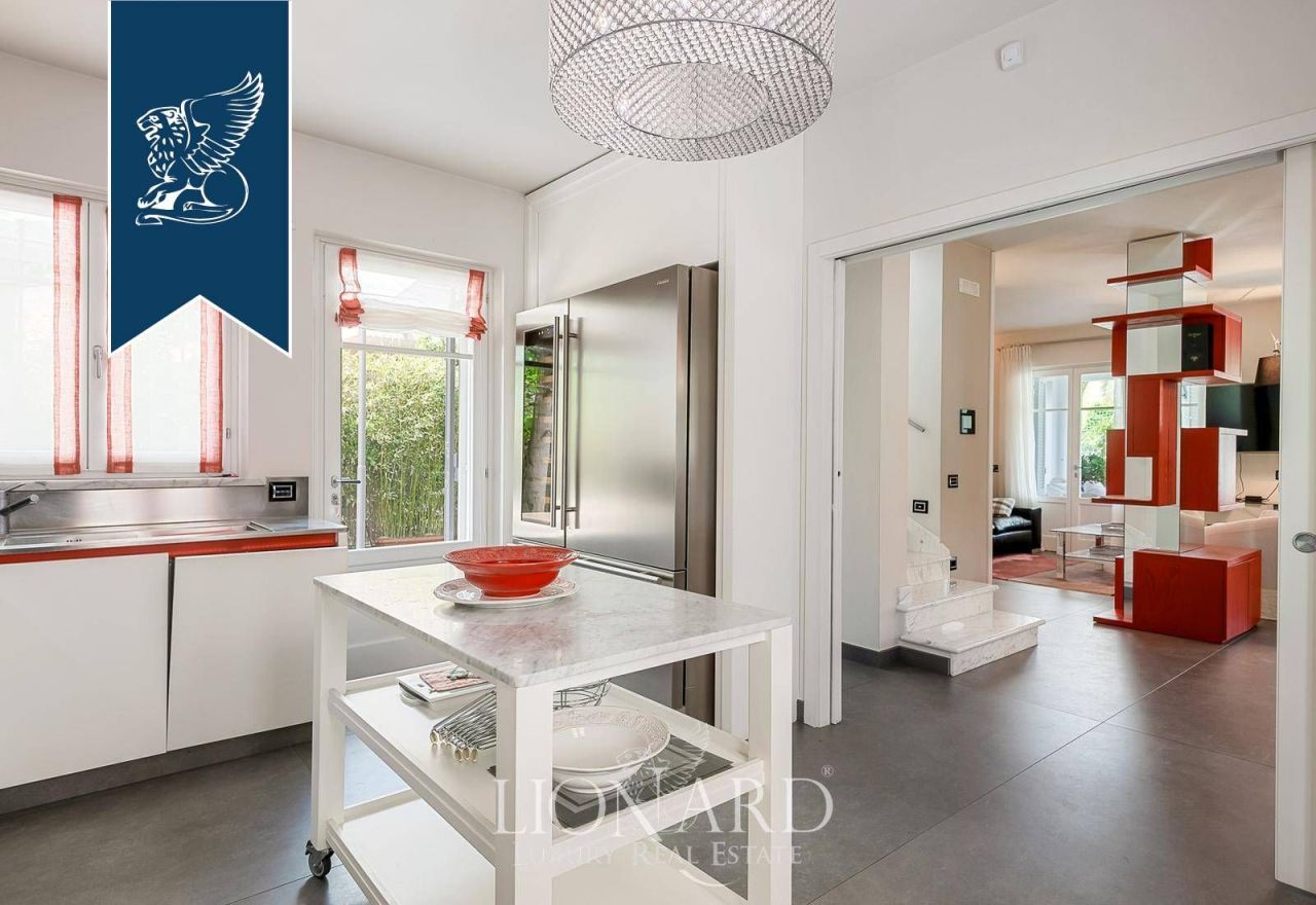 Вилла в Форте деи Марми, Италия, 265 м² - фото 11