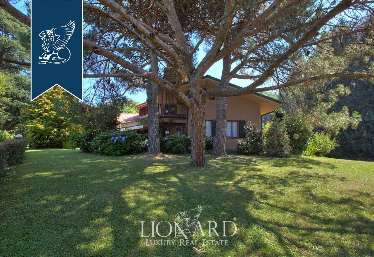 Вилла в Лекко, Италия, 500 м² - фото 11