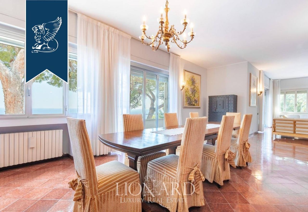 Вилла в Бордигере, Италия, 750 м² - фото 11