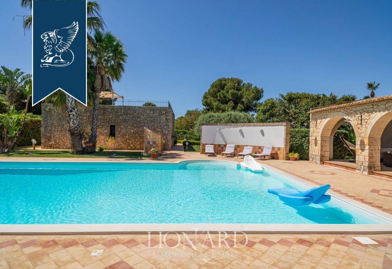 Вилла в Сиракузах, Италия, 180 м² - фото 10