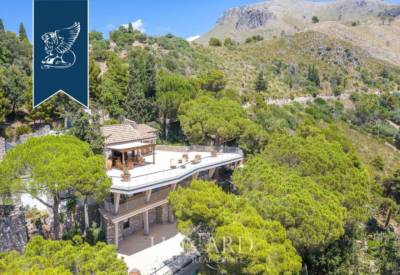 Вилла в Сперлонге, Италия, 615 м² - фото 10