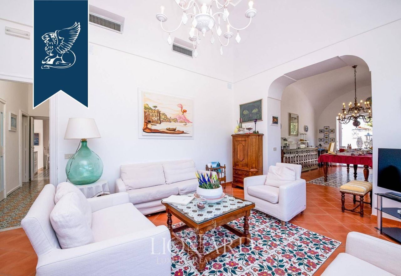 Вилла на Капри, Италия, 500 м² - фото 10