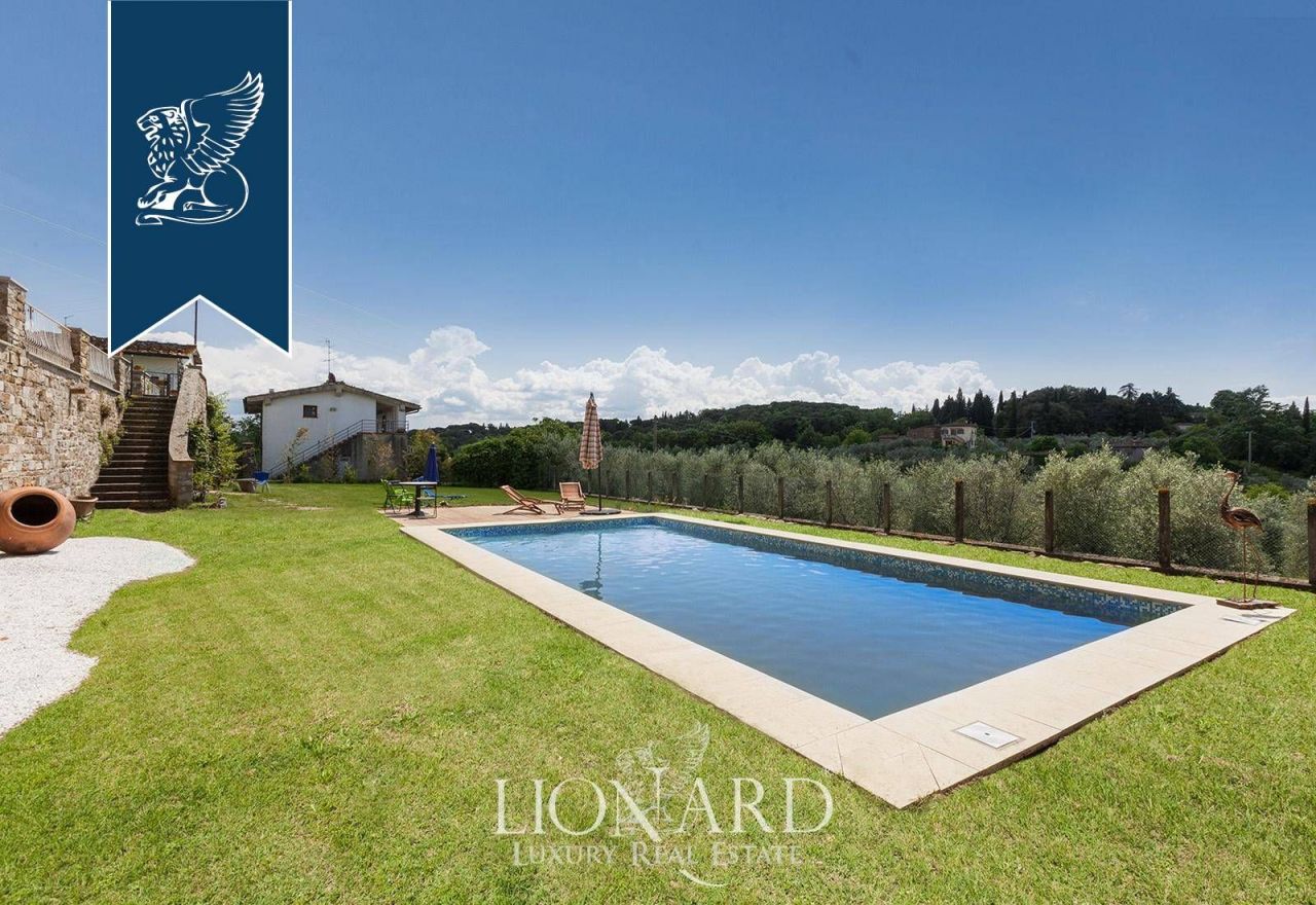 Вилла во Флоренции, Италия, 1 350 м² - фото 10