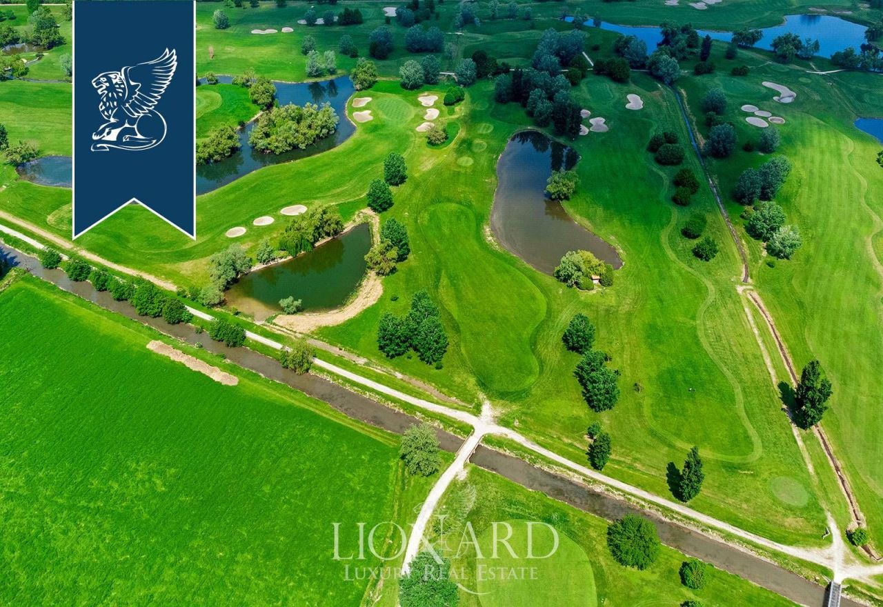 Вилла в Кремоне, Италия, 19 000 м² - фото 10