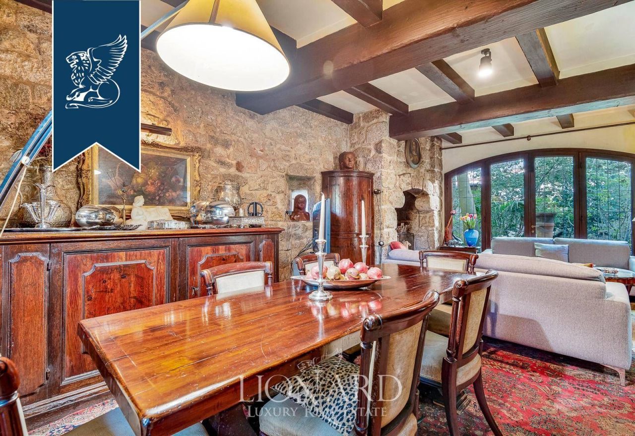 Замок в Камайоре, Италия, 500 м² - фото 10