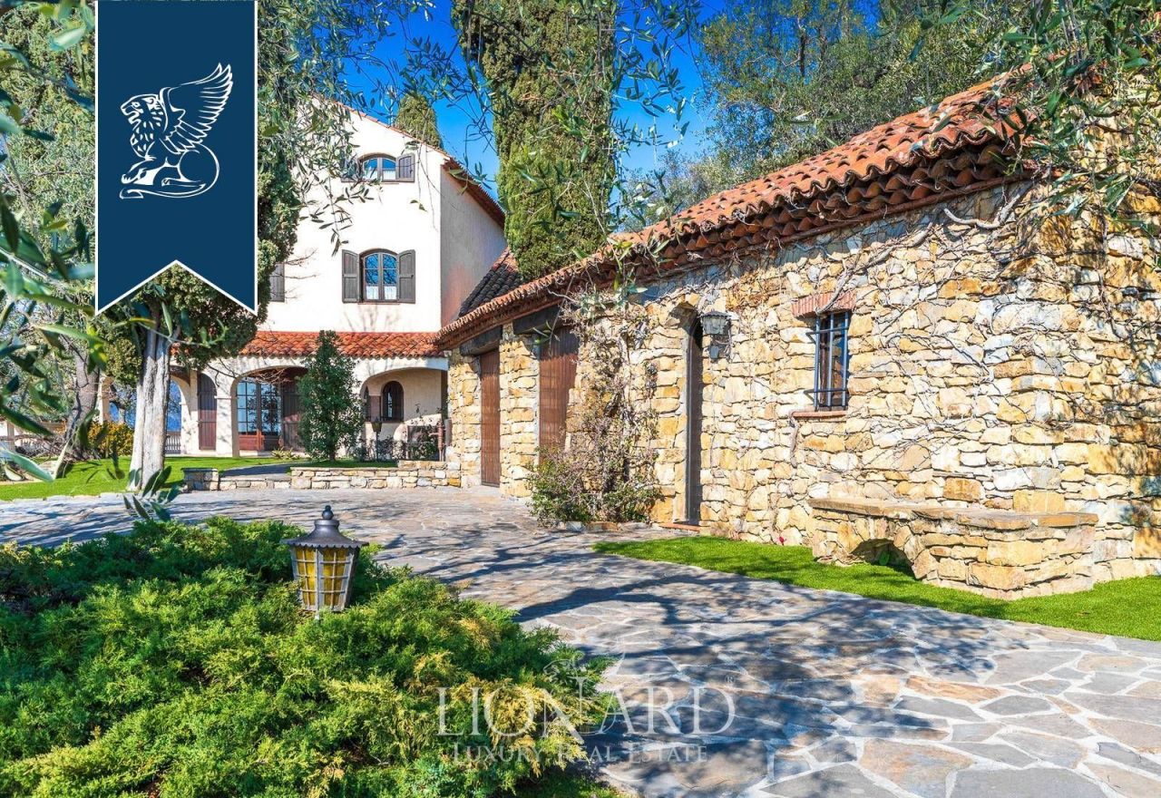 Вилла в Империи, Италия, 360 м² - фото 10