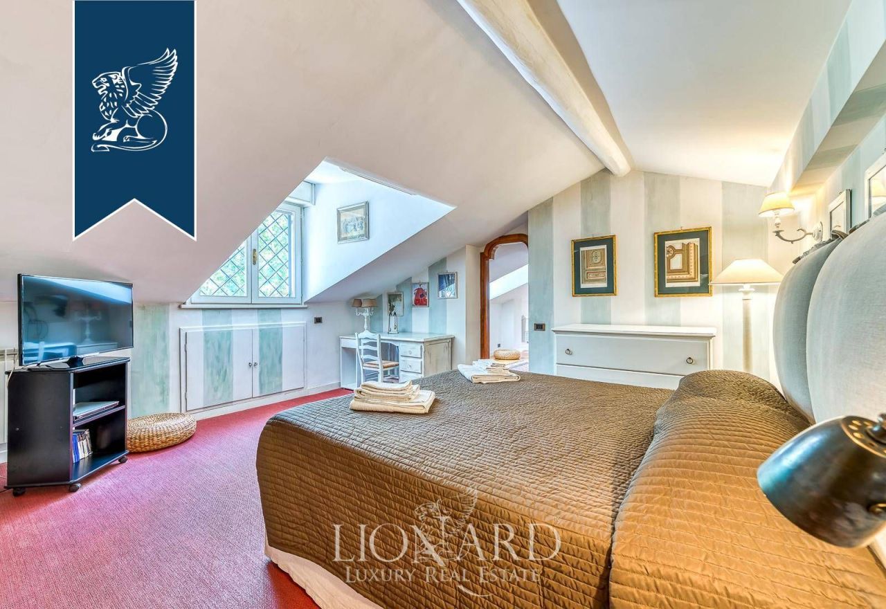 Апартаменты в Риме, Италия, 410 м² - фото 10