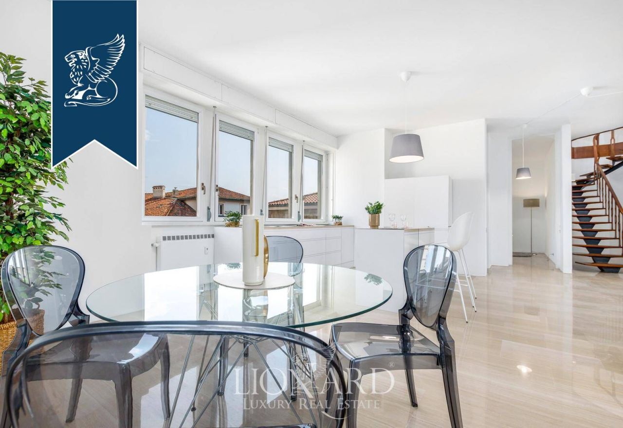Апартаменты в Бергамо, Италия, 435 м² - фото 11