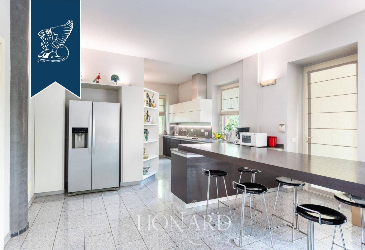 Вилла в Асти, Италия, 2 000 м² - фото 11