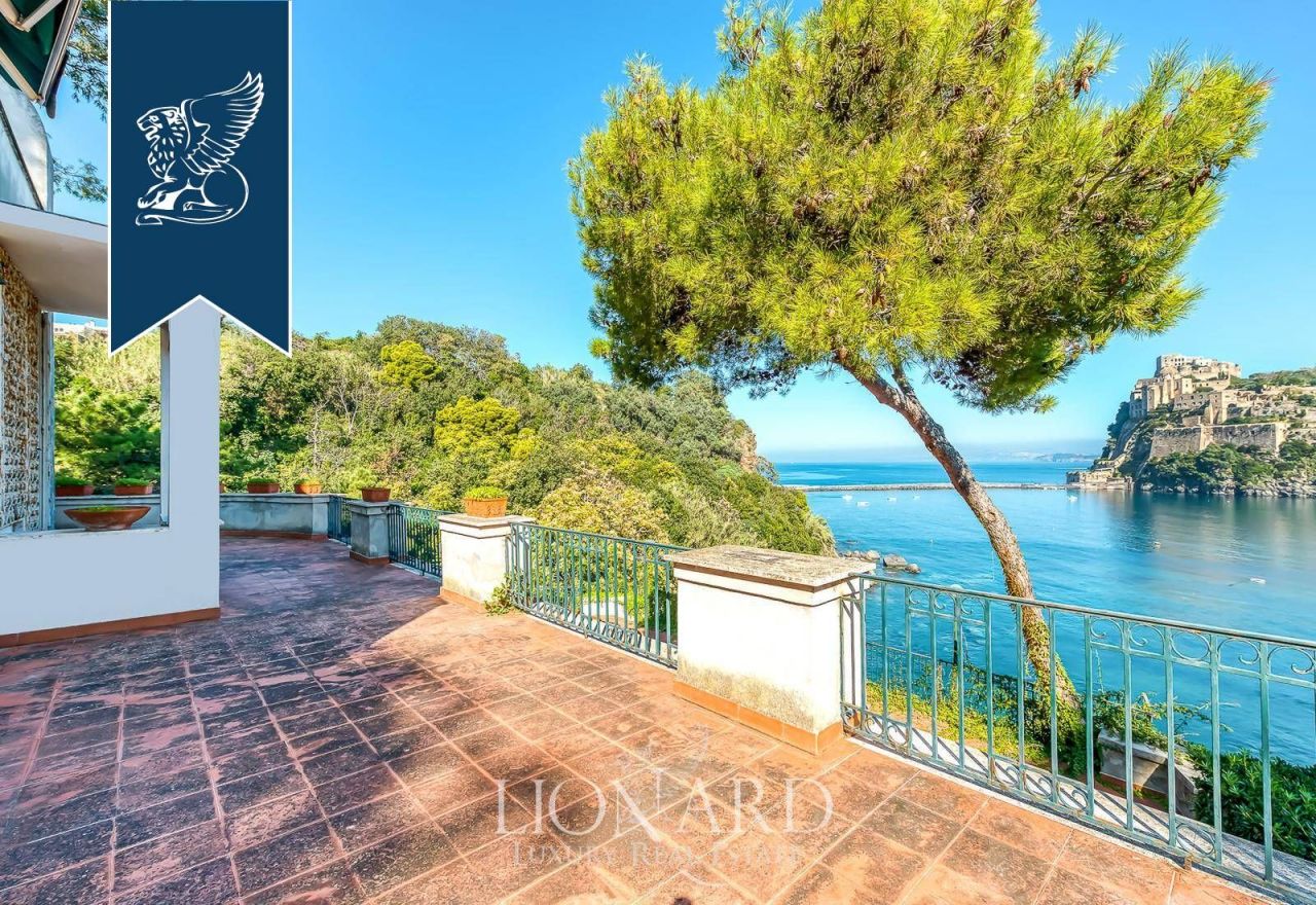 Вилла в Искье, Италия, 450 м² - фото 10