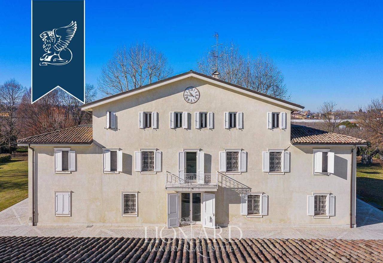 Вилла в Модене, Италия, 1 700 м² - фото 10