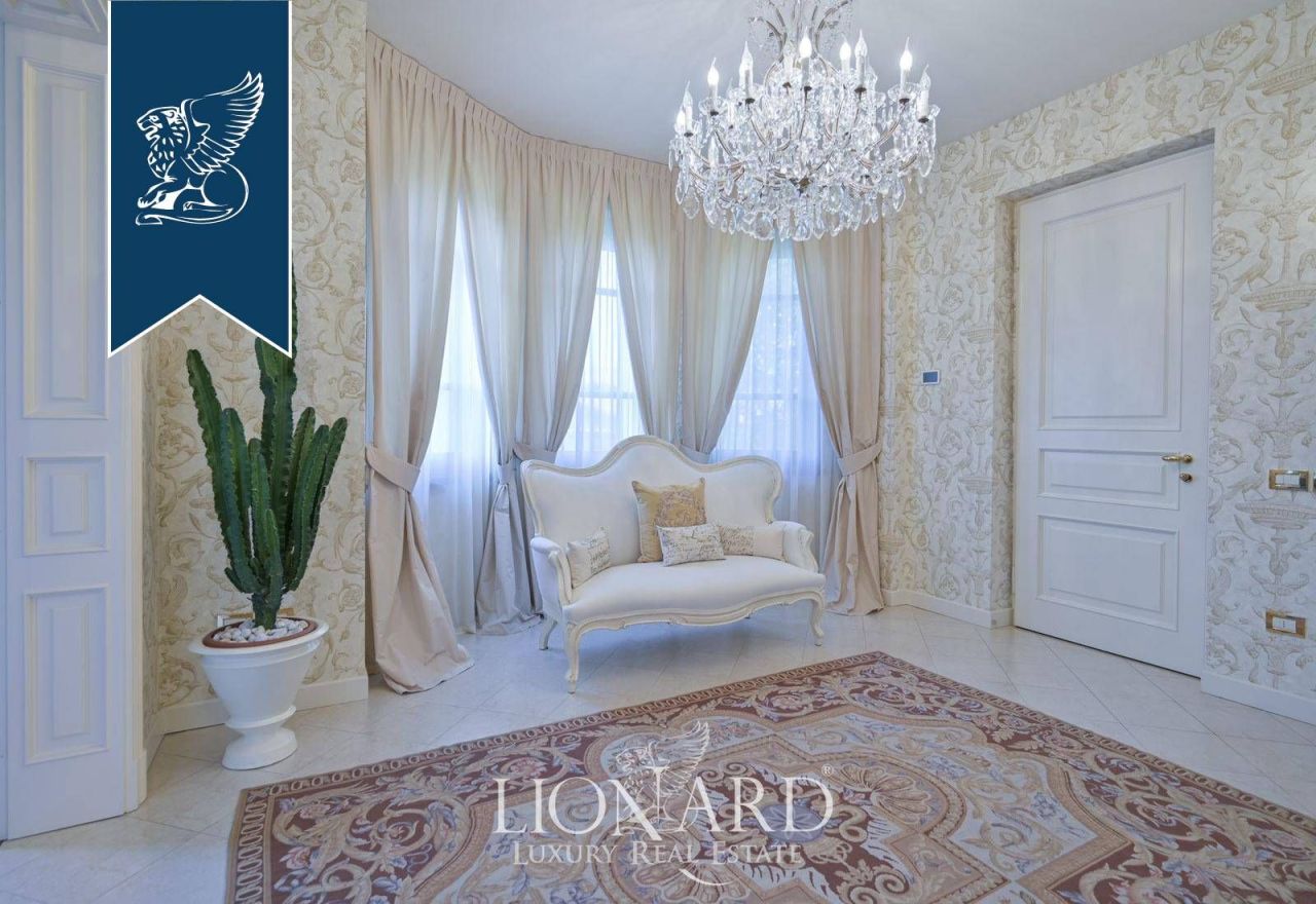 Вилла в Брешии, Италия, 400 м² - фото 10