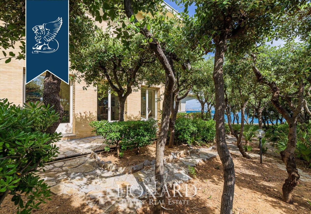 Вилла в Розиньяно Мариттимо, Италия, 550 м² - фото 10