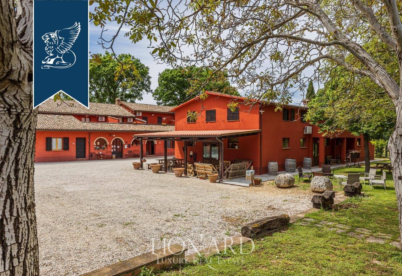 Ферма в Сполето, Италия, 1 064 м² - фото 12