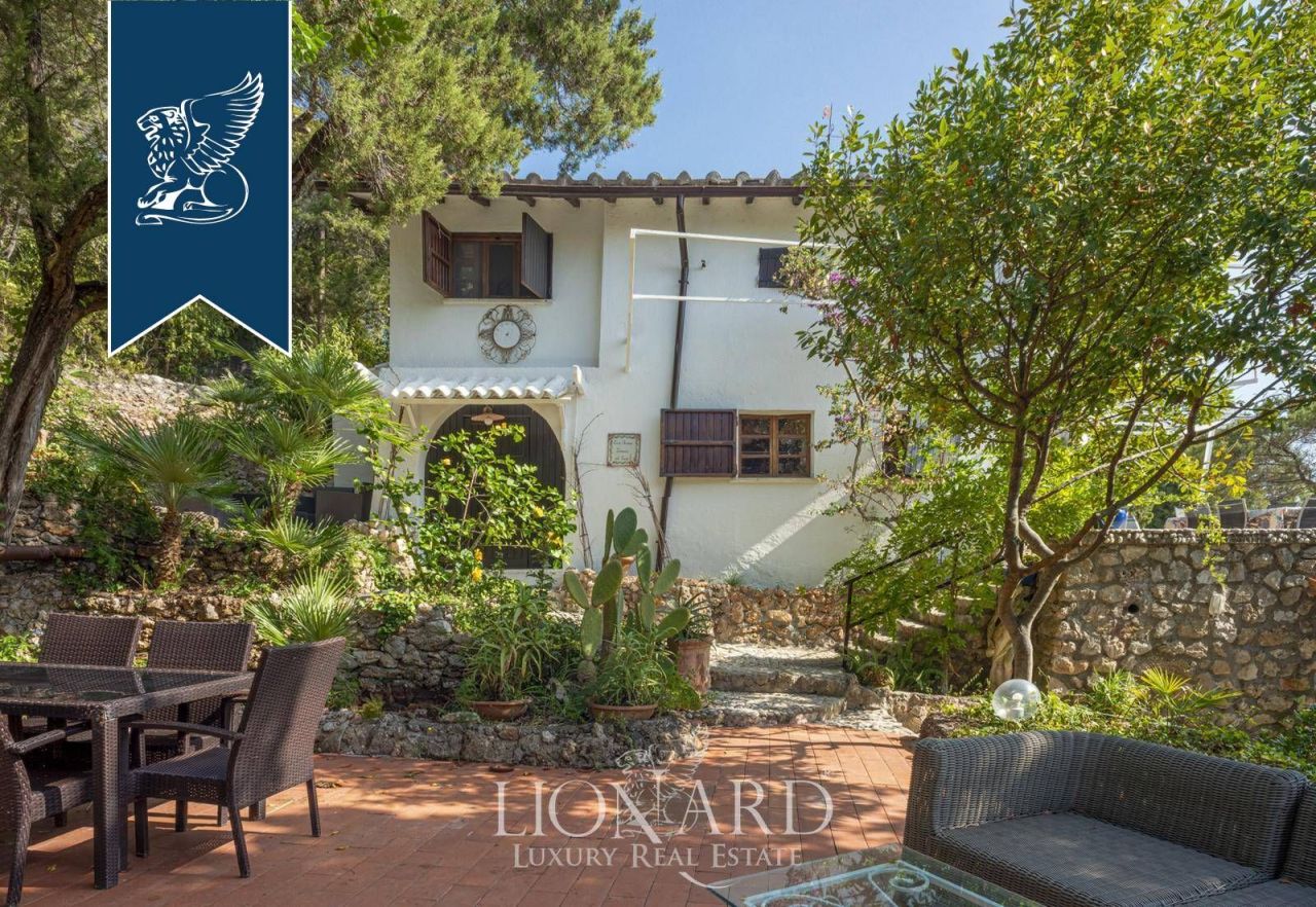 Вилла в Сан-Феличе-Чирчео, Италия, 240 м² - фото 12