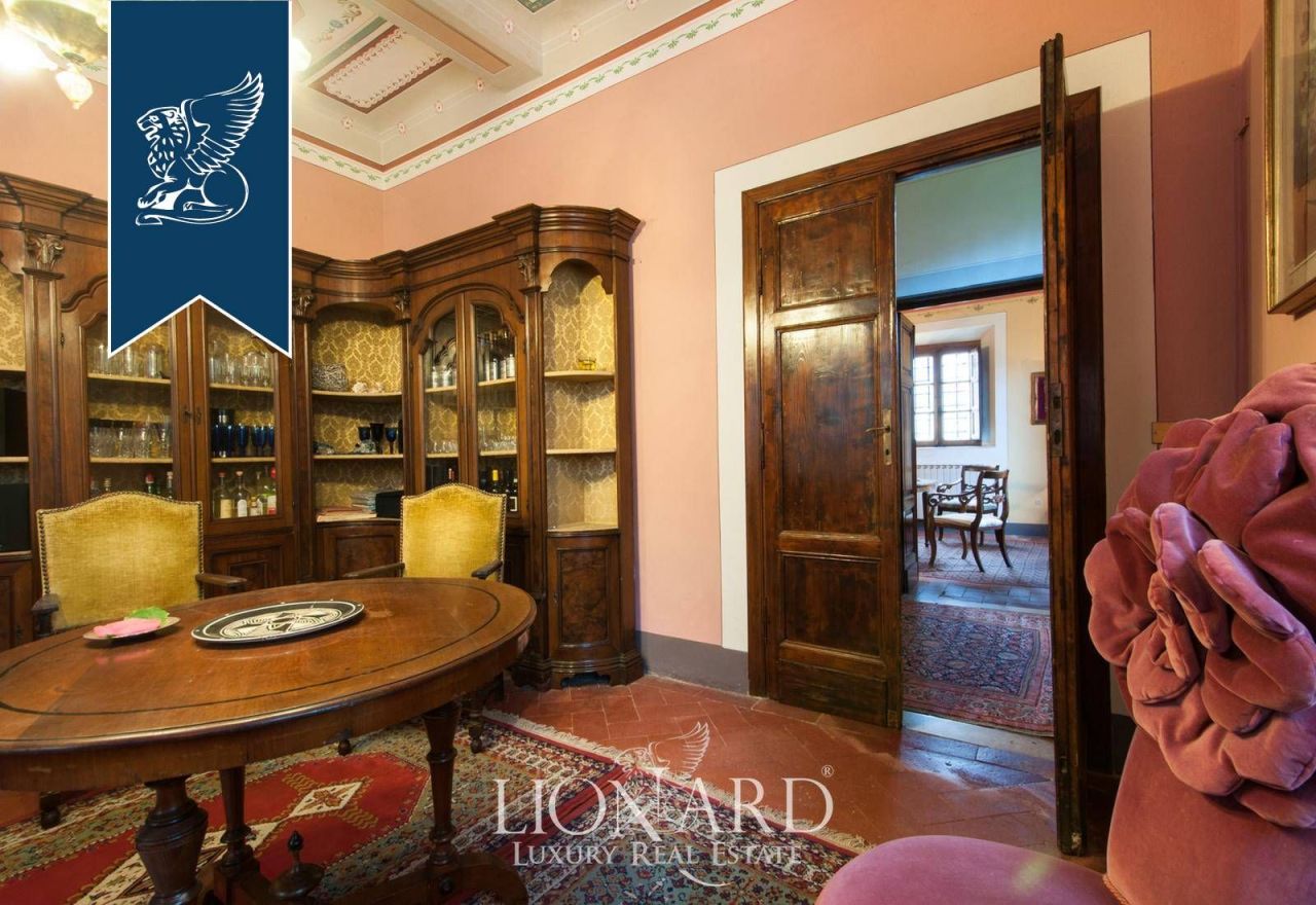 Вилла в Камайоре, Италия, 500 м² - фото 12