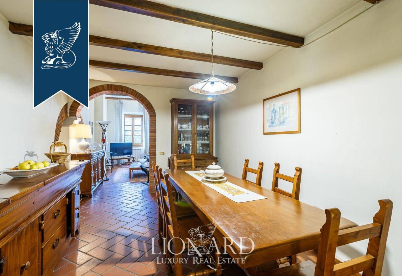 Вилла в Винчи, Италия, 1 100 м² - фото 12