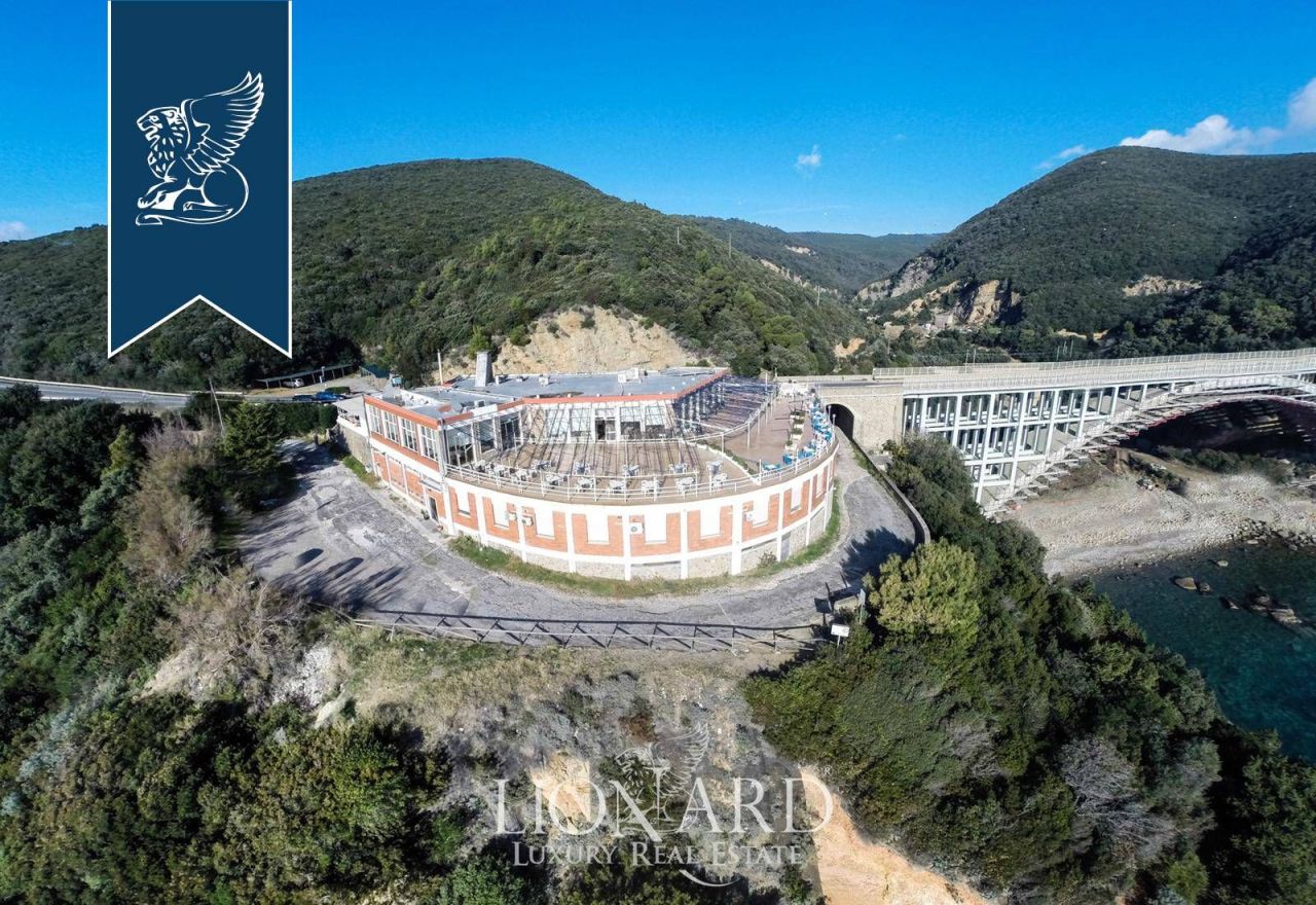 Отель, гостиница в Ливорно, Италия, 860 м² - фото 12