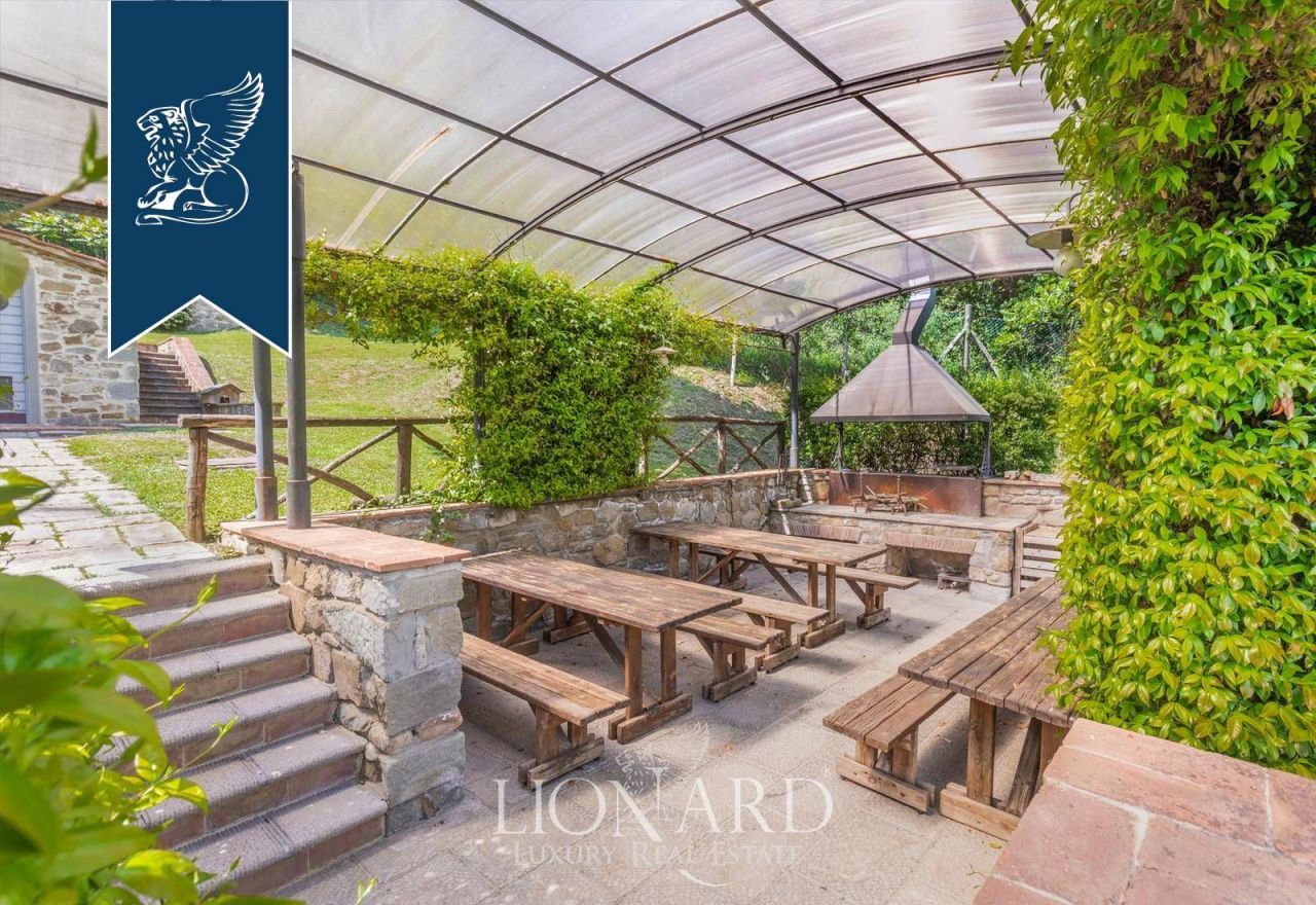 Вилла в Ареццо, Италия, 726 м² - фото 12