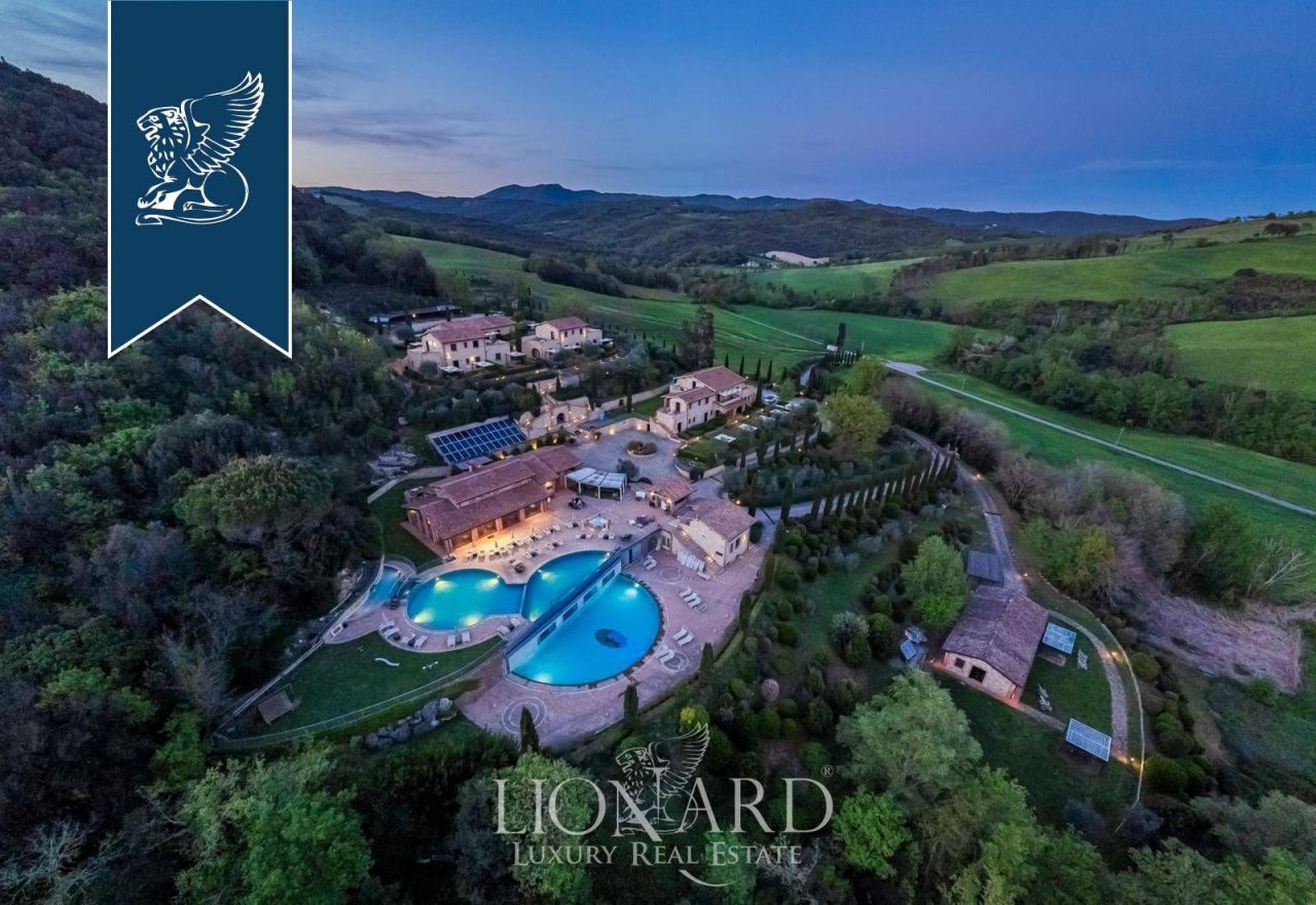 Отель, гостиница в Монтекатини-Валь-ди-Чечина, Италия, 4 000 м² - фото 12