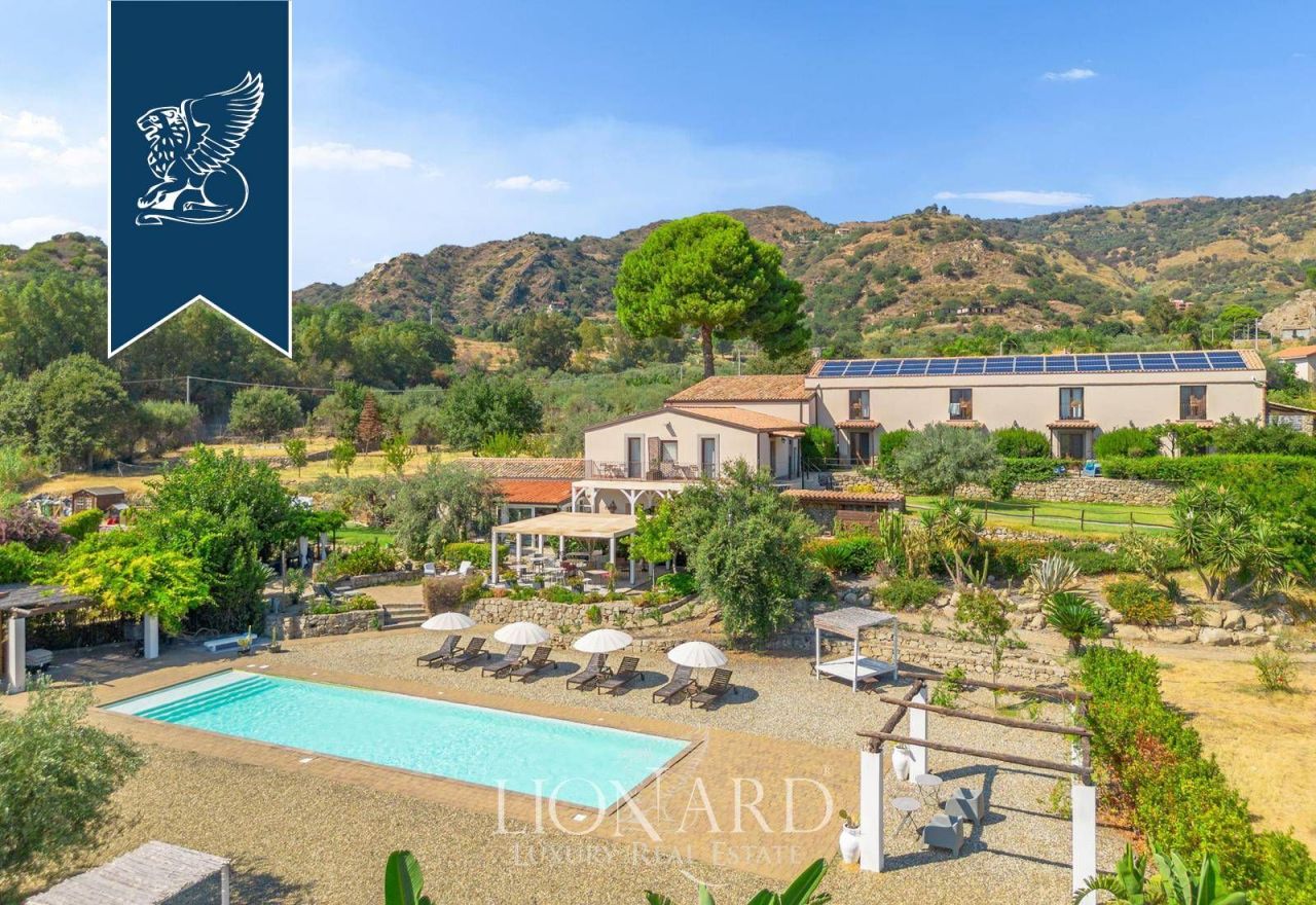 Ферма в Катании, Италия, 897 м² - фото 12